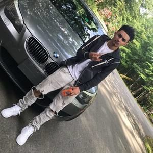 Meet your Posher, Noel